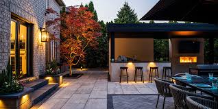 Integrated low voltage hardscape staircase lighting accents